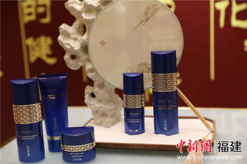 匠譜新篇心力量 片仔癀化妝品召開2019全國(guó)零售商峰會(huì) 禮品花卉添彩